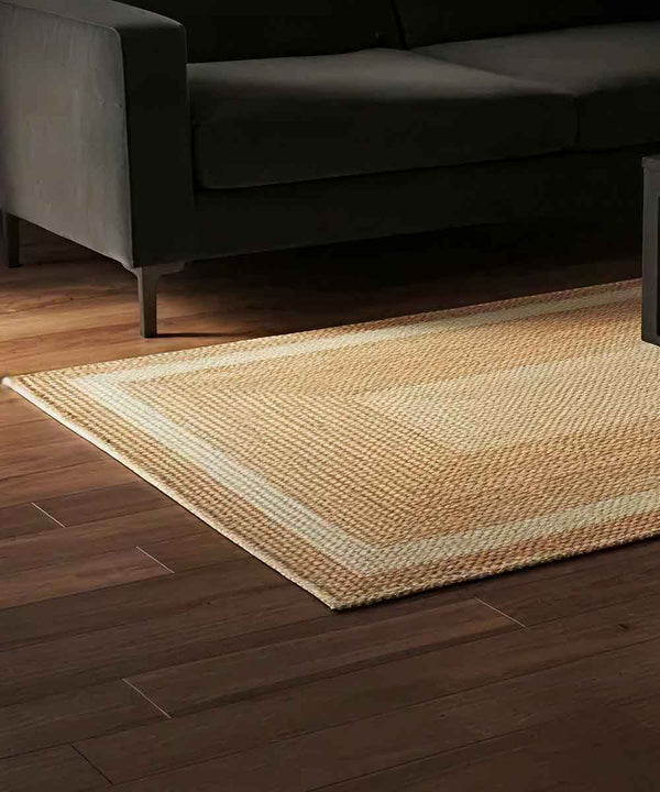 Ivory Frame – Natural Jute Braided Area Rug | 4 x 6 ft